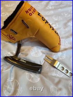 Mint Scotty Cameron 2001 Studio Design 3, all original gun blue carbon