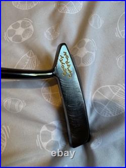 Mint Scotty Cameron 2001 Studio Design 3, all original gun blue carbon Mint Scotty Cameron 2001 Studio Design 3, all original gun blue carbon