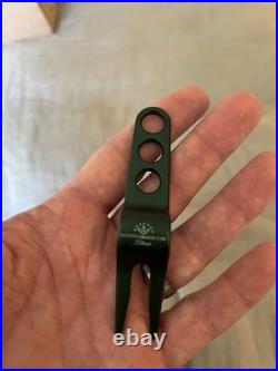 NEW Scotty Cameron Green Peace Sign Pivot Divot Tool