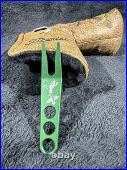 NEW Scotty Cameron Headcover 2004 Flyin' Duck with Pivot Tool