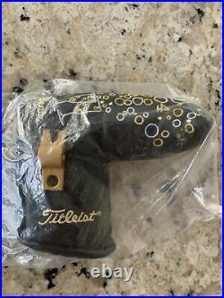 New In Bag Scotty Cameron 2004 A Toast To The New Year Headcover with Divot Tool