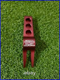 New SCOTTY CAMERON GALLERY HEAD HONCHO Clip Pivot Tool Misted Red Golf