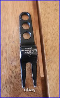 RARE Titleist Scotty Cameron Studio Design Blade Headcover & Pivot Tool PGA TOUR