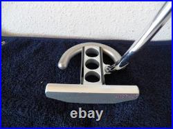SCOTTY CAMERON FUTURA Putter RH 35 With Original Cover and Divot Tool