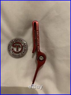 SCOTTY CAMERON'TOUR USE ONLY' RED DIVOT TOOL PITCH FORK And BALL MARKER