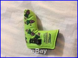 Scotty Cameron 2004 Hula Girl Headcover. Barely used, with divot tool