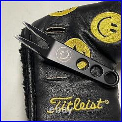 Scotty Cameron 2007 SMILEY FACE DANCE Blade Headcover withPivot Tool Titleist