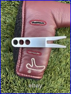 Scotty Cameron American Classics Milled Bullseye Putter Head Cover withDivot Tool
