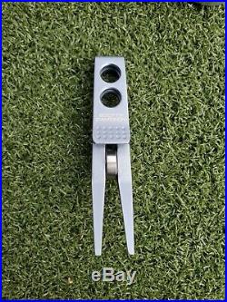 Scotty Cameron For Tour Use Only Circle T Pivot / Divot Grey Roller Tool