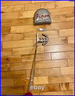 Scotty Cameron Futura 35 RH golf putter with original headcover, pivot tool
