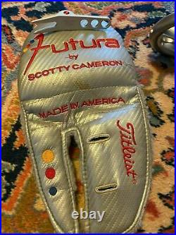 Scotty Cameron Futura Putter 33.5 with cover and divot tool