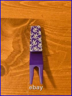 Scotty Cameron Gallery Pivot Tool-Dancing Peace Crowns W Bright Lime Hit-NWT