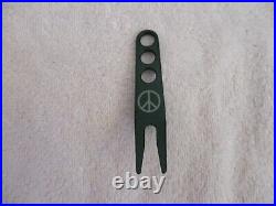 Scotty Cameron Green Peace Sign Pivot Divot Tool