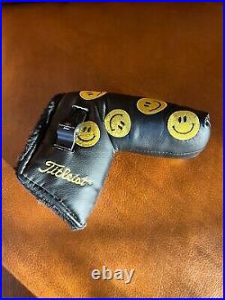 Scotty Cameron Headcover 2007 Smiley Face (with Divot Tool)