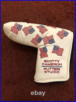 Scotty Cameron Headcover White Dancing Flags Mint with Pivot Tool