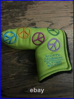 Scotty Cameron Putter Studio Peace Sign Putter Cover (no divot tool) Scotty Cameron Putter Studio Peace Sign Putter Cover (no divot tool)