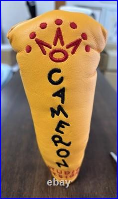 Scotty Cameron STUDIO DESIGN Yellow withPivot Tool Putter Headcover Titleist Scotty Cameron STUDIO DESIGN Yellow withPivot Tool Putter Headcover Titleist
