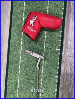 Scotty Cameron Studio Stainless Newport Blade Putter Red Head Cover & Pivot Tool