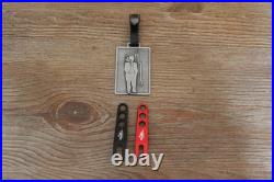 Scotty Cameron The Cameron Collector Gangster Event Divot Tool and Bag Tag