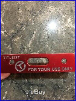 Scotty Cameron circle t putting path tool red