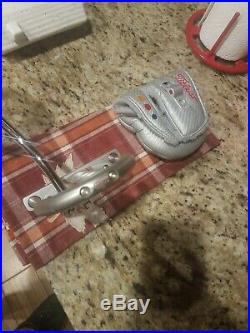 Scotty cameron futura 34 Putter with Matching Headcover & Divot Tool