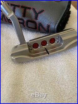 Titleist 2018 Scotty Cameron Select Newport 35 with additional weights/tool