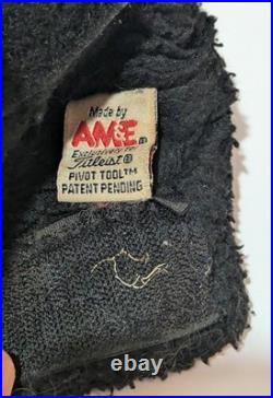 Titleist Scotty Cameron 2001 Studio Design Yellow Putter Headcover & Divot Tool Titleist Scotty Cameron 2001 Studio Design Yellow Putter Headcover & Divot Tool